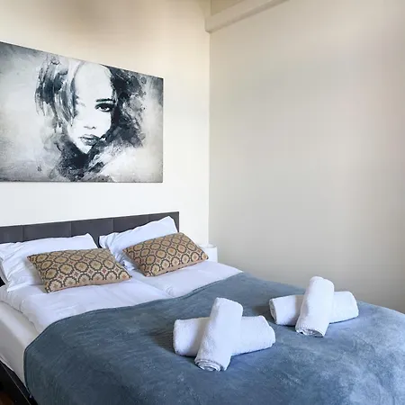 Zapisane W Cegle By Libertarent Apartmán