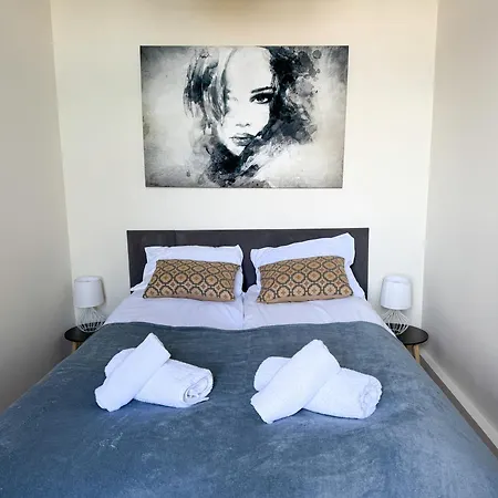 Zapisane W Cegle By Libertarent Apartmán